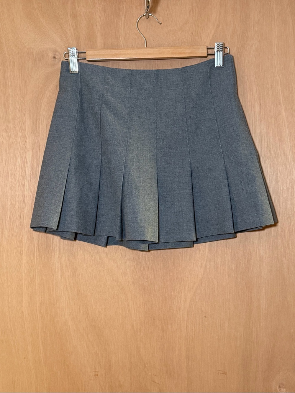 Zara Gray Pleated Mini Skirt